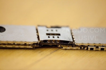 “Mổ xẻ” iPhone thế hệ mới của Apple - 18