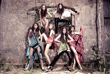 200 nghệ sĩ tham dự Đêm hội chân dài lần 4   - 2