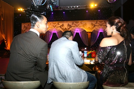 Khánh Thi: “Tôi không ăn thua với Chí Anh” - 3