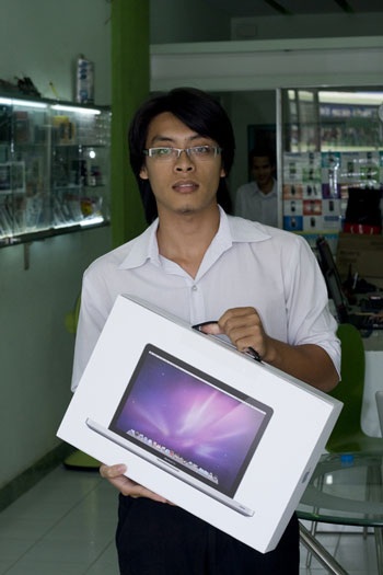 Macbook Pro Core i5 đã có mặt tại Việt Nam - 1