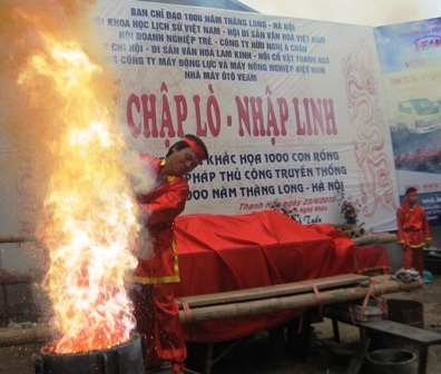 Đúc trống đồng mừng sinh nhật Bác Hồ  - 3