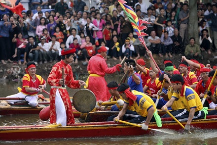 Khéo léo, quyết liệt chống chèo ở làng Đăm - 6 Khéo léo, quyết liệt chống chèo ở làng Đăm - 6