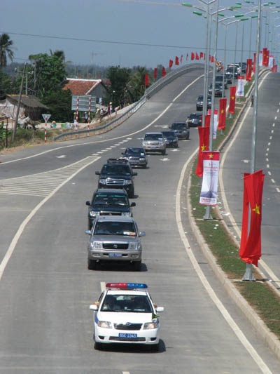 Chùm ảnh thông xe cầu Cần Thơ - 1 Chùm ảnh thông xe cầu Cần Thơ - 1