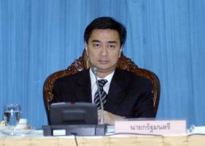 “Áo đỏ” Thái Lan ra điều kiện kết thúc khủng hoảng - 2