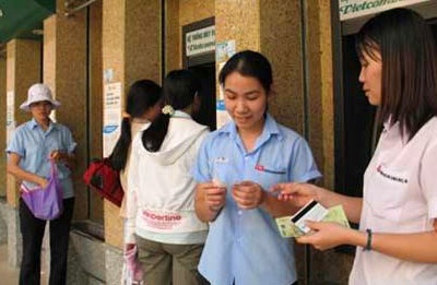 “Rất khó sáp nhập lương tối thiểu vào năm 2012” - 1 “Rất khó sáp nhập lương tối thiểu vào năm 2012” - 1