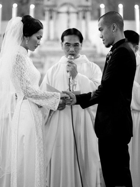 Kim Hiền: “Phong không còn xứng đáng với tôi nữa” - 1 Kim Hiền: “Phong không còn xứng đáng với tôi nữa” - 1