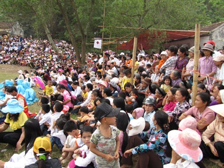 Tưng bừng Lễ hội tưởng nhớ Mai An Tiêm - 8 Tưng bừng Lễ hội tưởng nhớ Mai An Tiêm - 8