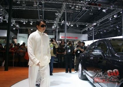 Jackie Chan “góp lửa” cho Triển lãm ô tô Bắc Kinh - 3 Jackie Chan “góp lửa” cho Triển lãm ô tô Bắc Kinh - 3