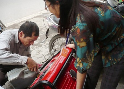 Máy phát điện ào ào “vào cuộc”  - 1