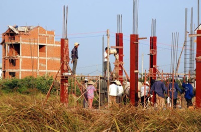 Khóc, cười với thuế chuyển nhượng BĐS - 1 Khóc, cười với thuế chuyển nhượng BĐS - 1