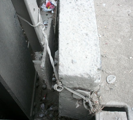 “Run bần bật” khi qua cầu Đuống - 15