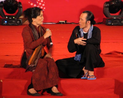 Gần 20 “sao” ca nhạc hát mừng khánh thành cầu Cần Thơ  - 17