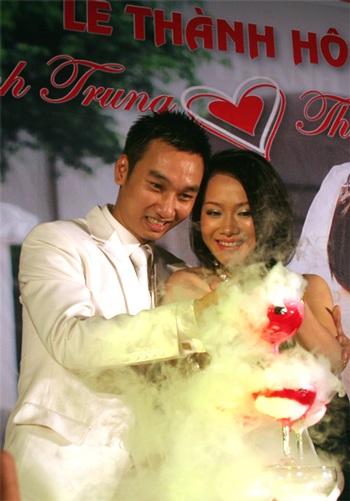 “Sao mai” Thu Phượng đang mang bầu tháng thứ tư - 2 “Sao mai” Thu Phượng đang mang bầu tháng thứ tư - 2