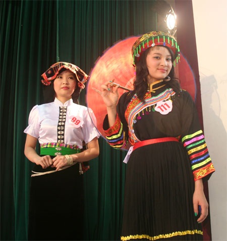 Lê Thị Ngọc Hân - Nữ sinh thanh lịch nhất trường Truyền hình - 6 Lê Thị Ngọc Hân - Nữ sinh thanh lịch nhất trường Truyền hình - 6