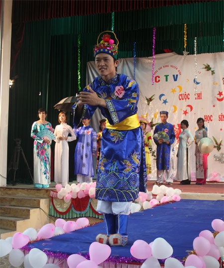 Lê Thị Ngọc Hân - Nữ sinh thanh lịch nhất trường Truyền hình - 5 Lê Thị Ngọc Hân - Nữ sinh thanh lịch nhất trường Truyền hình - 5