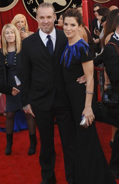 Chồng Sandra Bullock rất đau khổ sau khi ly hôn - 2 Chồng Sandra Bullock rất đau khổ sau khi ly hôn - 2