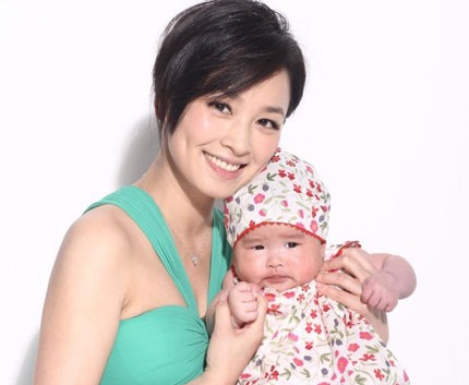 Trương Đình “khoe” con gái cưng - 3