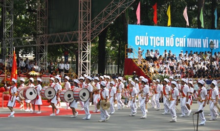 Ảnh diễu binh, diễu hành kỷ niệm ngày 30/4 - 7 Ảnh diễu binh, diễu hành kỷ niệm ngày 30/4 - 7