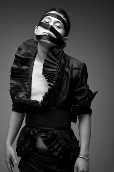 Tùng Dương lại… “gây sốc”! - 6