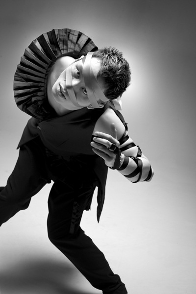 Tùng Dương lại… “gây sốc”! - 8