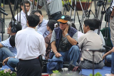 Thú vị hình ảnh “phó nháy” tác nghiệp trong dịp lễ 30/4 - 11 Thú vị hình ảnh “phó nháy” tác nghiệp trong dịp lễ 30/4 - 11