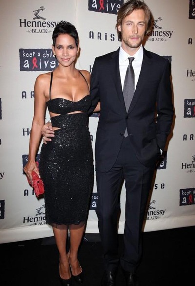 Halle Berry đã chia tay phi công trẻ - 1 Halle Berry đã chia tay phi công trẻ - 1