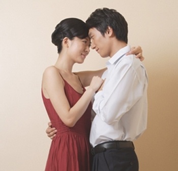 Trọng lượng cơ thể tác động thế nào đến "chuyện yêu"? - 1 Trọng lượng cơ thể tác động thế nào đến "chuyện yêu"? - 1