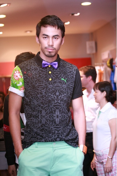 Chung Thục Quyên khỏe khoắn trong trang phục thể thao - 4 Chung Thục Quyên khỏe khoắn trong trang phục thể thao - 4