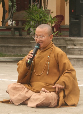 Đưa giáo lý nhà Phật đến với phạm nhân - 3 Đưa giáo lý nhà Phật đến với phạm nhân - 3
