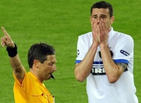 Motta “cầu xin” được đá Chung kết Champions League - 1