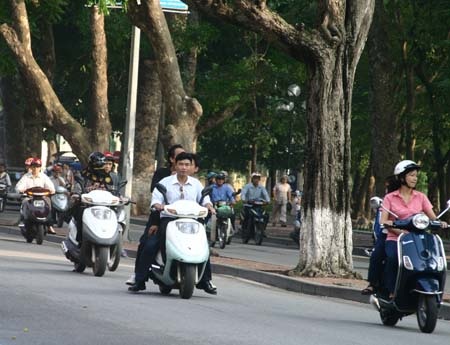Cảnh sát giao thông hóa trang không được tự ý phạt - 2 Cảnh sát giao thông hóa trang không được tự ý phạt - 2