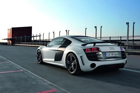 Audi R8 GT - Nhẹ và mạnh mẽ - 1 Audi R8 GT - Nhẹ và mạnh mẽ - 1