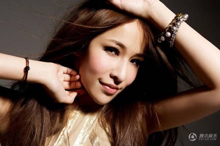 Tiêu Á Hiên thừa nhận phẫu thuật thẩm mỹ - 1 Tiêu Á Hiên thừa nhận phẫu thuật thẩm mỹ - 1