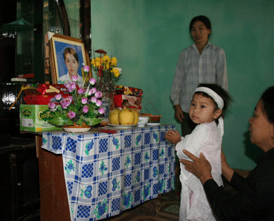 Tìm nguyên nhân cái chết bất thường của mẹ con một sản phụ - 2 Tìm nguyên nhân cái chết bất thường của mẹ con một sản phụ - 2