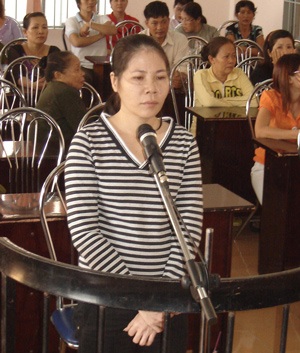 Lĩnh 3 năm tù vì thương cháu bằng ma túy - 1