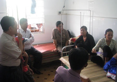 Sức khỏe cháu Hào Anh đã có dấu hiệu khả quan - 2