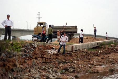 Thêm sai phạm tại di tích lịch sử phà Gianh - 1 Thêm sai phạm tại di tích lịch sử phà Gianh - 1