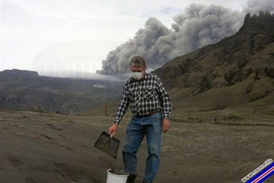 Rao bán... tàn tro núi lửa - 1