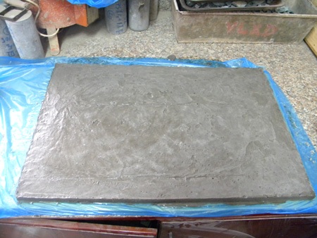 Chàng trai “phải lòng”… trái dừa - 2