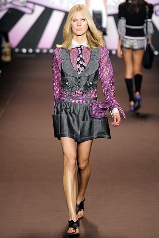 BST xuân hè 2010 của Anna Sui - 28