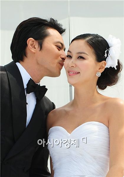 Vợ chồng Jang Dong Gun trở về sau tuần trăng mật - 1 Vợ chồng Jang Dong Gun trở về sau tuần trăng mật - 1