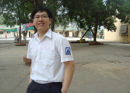 Trung “sumo” giành suất tham dự Olympic Vật lý quốc tế - 2 Trung “sumo” giành suất tham dự Olympic Vật lý quốc tế - 2