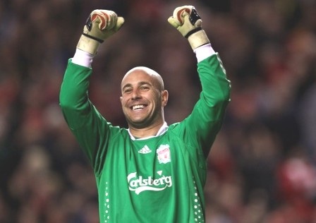 Qua mặt Torres, Reina trở thành Cầu thủ xuất sắc nhất Liverpool - 1 Qua mặt Torres, Reina trở thành Cầu thủ xuất sắc nhất Liverpool - 1
