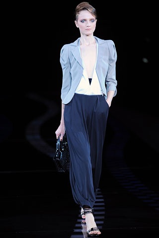BST xuân hè 2010 của Giorgio Armani - 24 BST xuân hè 2010 của Giorgio Armani - 24