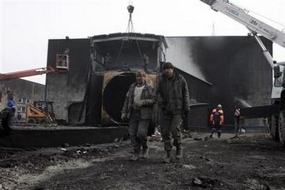 Chùm tin vắn qua ảnh - 3