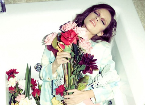 Masha Rudenko lôi cuốn trên Oyster - 5