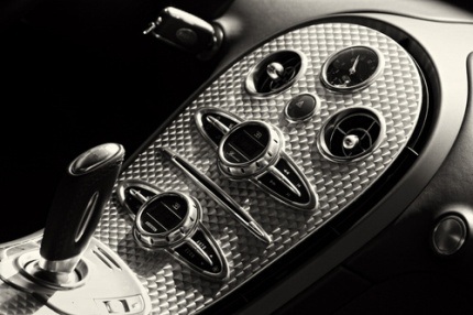 Lý do Bugatti Veyron giá 1,7 triệu USD - 6 Lý do Bugatti Veyron giá 1,7 triệu USD - 6