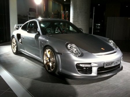 911 GT2 RS - “Thứ dữ” của Porsche - 2 911 GT2 RS - “Thứ dữ” của Porsche - 2