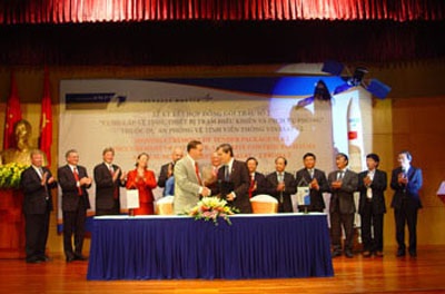 Chuẩn bị phóng vệ tinh viễn thông Vinasat-2 - 1 Chuẩn bị phóng vệ tinh viễn thông Vinasat-2 - 1