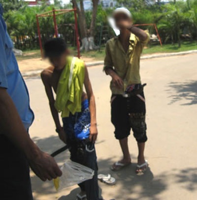 Sốc khi học sinh hít “keo chó”  - 2